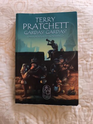 Gardas! Gardas!: Unha novela do Mundodisco