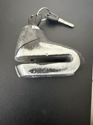 Candado ABUS para moto