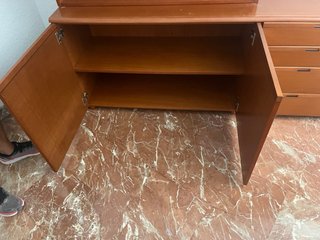 Mueble de salón-comedor madera y cristal