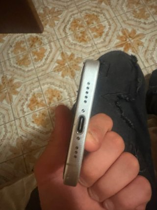 iPhone 16 256GB