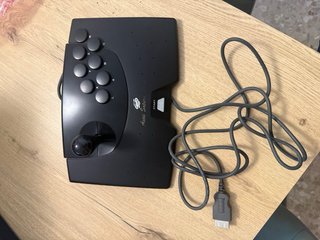 Consola Sega Saturn + Mando + 3 Juegos