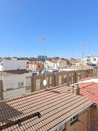 Piso en alquiler en Paseo Sagasta en Zaragoza