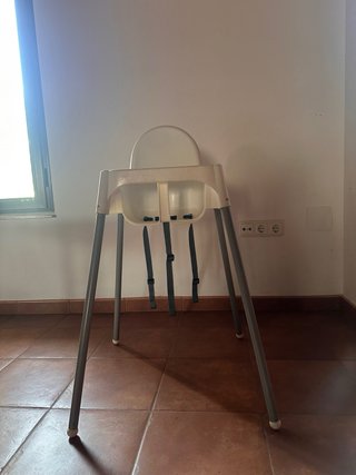 2 Tronas Ikea