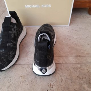 Tenis Michael Kors Negro/Plata
