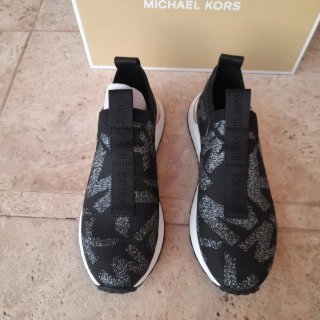 Tenis Michael Kors Negro/Plata