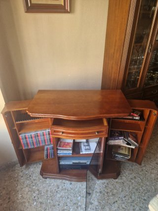 Mueble TV madera y cristal