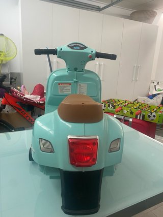 Vespa Eléctrica Infantil Scooter