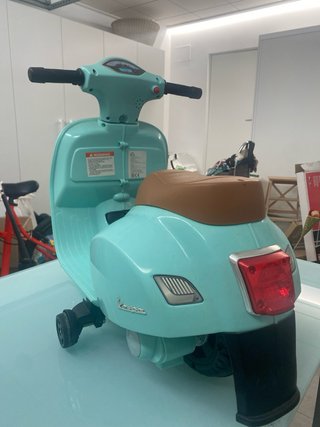 Vespa Eléctrica Infantil Scooter