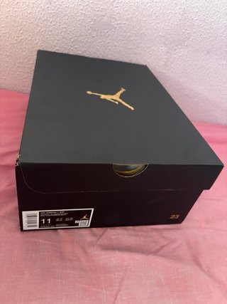 Nike Jordan 1 Mid Azul y Blanco