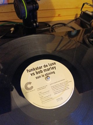 Vinilo Sun is Shining Funkstar vs Bob Marley