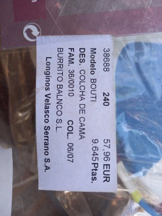 Colcha 245/270 + 2 Cojines de 50/50