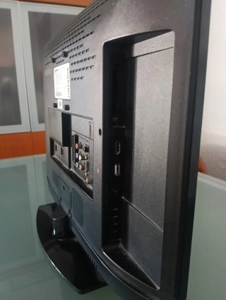 Televisor Grundig 22" VLE 7120 BF Negro