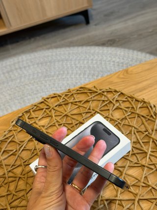 iPhone 15 Pro Negro/Gris