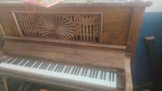 Piano Vertical Hazen Madrid