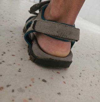 Sandalias Neak Peak ante gris y turquesa