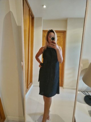 Vestido negro cuello halter
