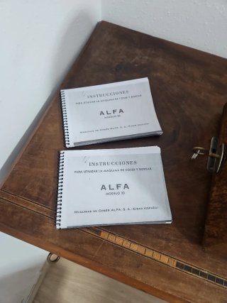 Máquina de coser Alfa