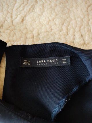 Vestido negro con cinturón