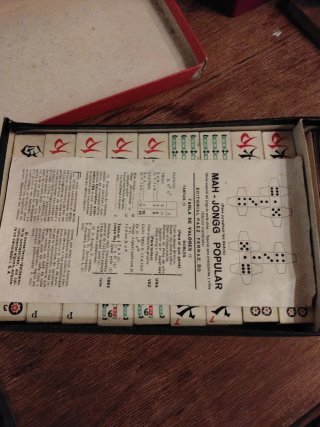 Juego de mesa Mahjong antiguo