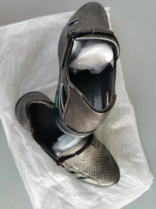 Sandalias de hombre marrones