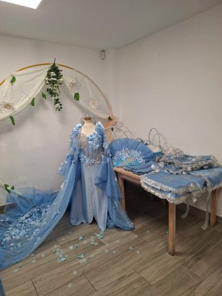 Vata de Novia Azul Talla 42 y 44