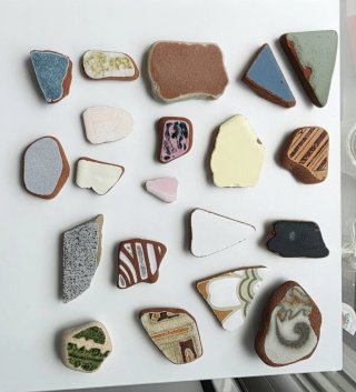 Ceramiche levigate dal mare, colori vari