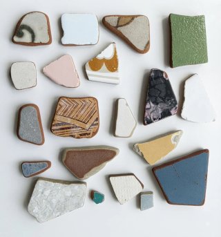 Ceramiche levigate dal mare, colori vari