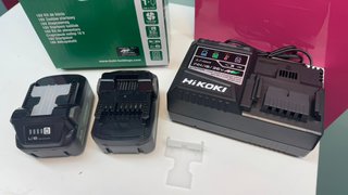 Herramientas eléctricas Cargador uc18ysl3 + 2 baterías 5ah