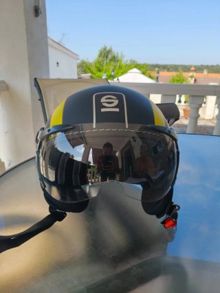 Casco Moto Medio Negro/Amarillo Nuevo ,con saco