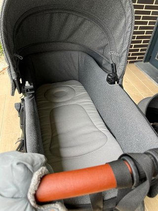 Carrito Bebé Jané Trío: Capazo, Silla y Portabebé