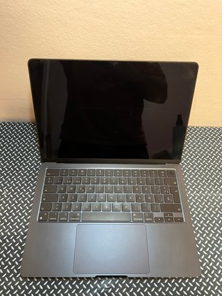 MacBook Air 13” M2 8GB 256GB SSD Gris Espacial