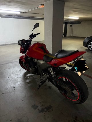 Kawasaki Z750 Roja Naked