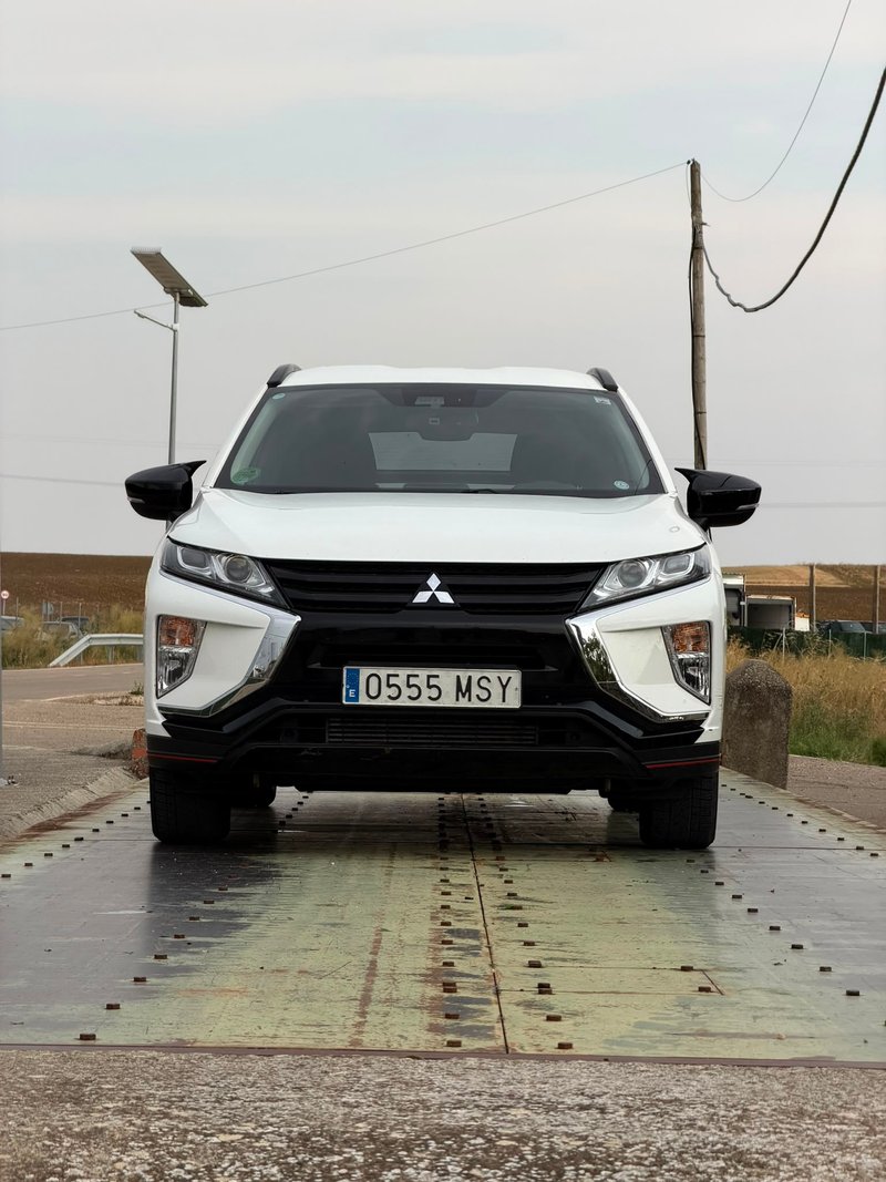 Mitsubishi Eclipse Cross 2019 - foto 1