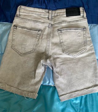 Pantalón corto vaquero Bershka