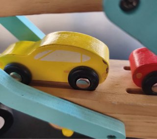 Grua con coches
