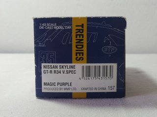 Nissan Skyline GT-R V-Spec a escala 1/43 (2000)