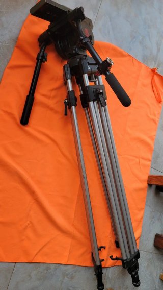 Sony FS7 Kit Cine 15H + Lentes + Rig