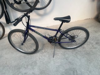 Bicicleta Montaña Morada Trek y demas