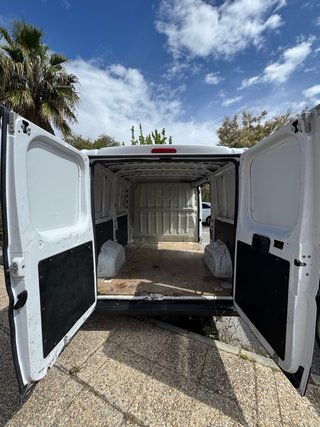Furgonetas en Granada para alquiler