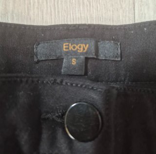 Pantalón corto negro