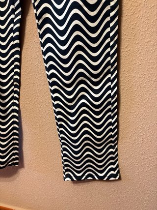 Pantalones con estampado de olas