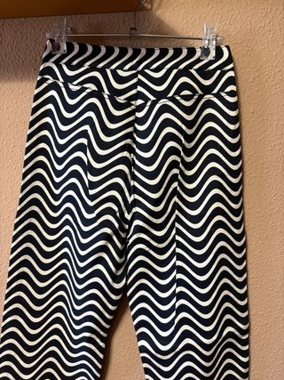 Pantalones con estampado de olas