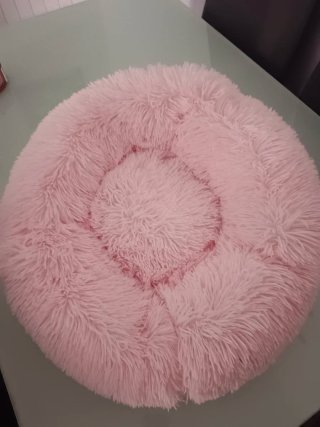 Cama suave para mascotas con base antideslizante