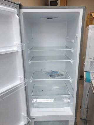 Nevera combi  1.78m x 54cm , nueva con tara