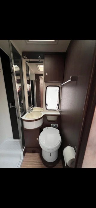 Autocaravana benimar tessoro 481