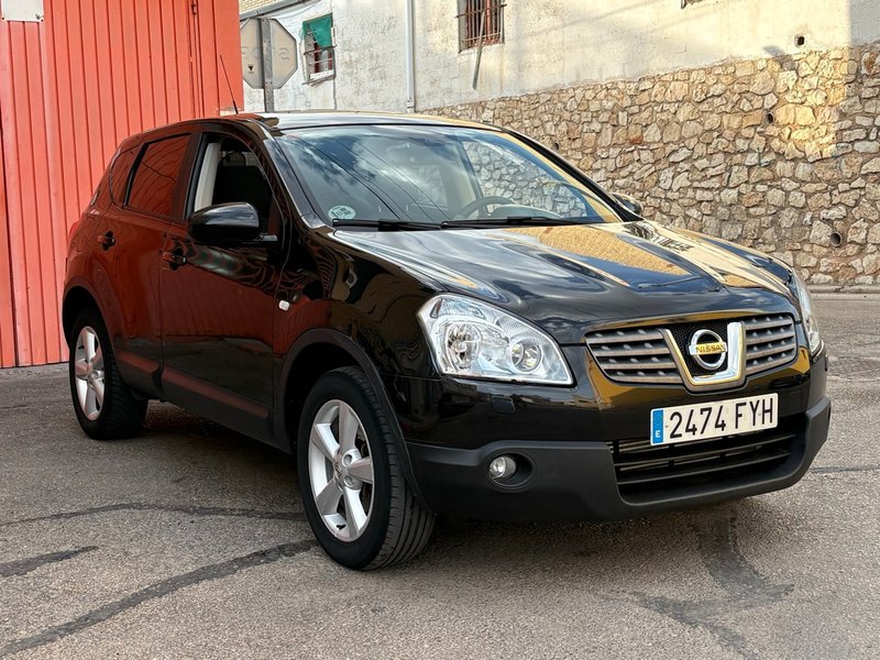 Nissan Qashqai 2.0 DCI - foto 1