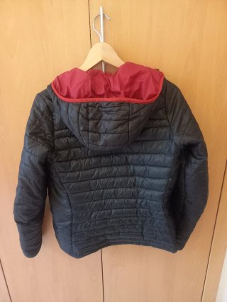 Chaqueta Quechua Mujer Negra y Roja con Capucha