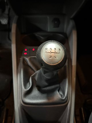 SEAT Ibiza 1.6 tdi inyectores nuevos 190.000 km