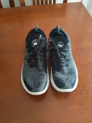 Lote Ropa y zapatillas Hombre