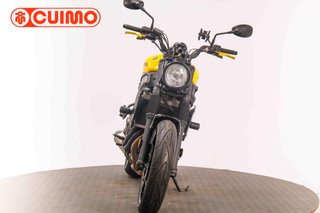 YAMAHA XSR 700